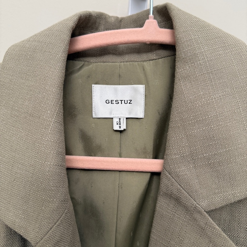 Gestuz Green Sleeveless Blazer Vest size EU 34 - Picture 4 of 5